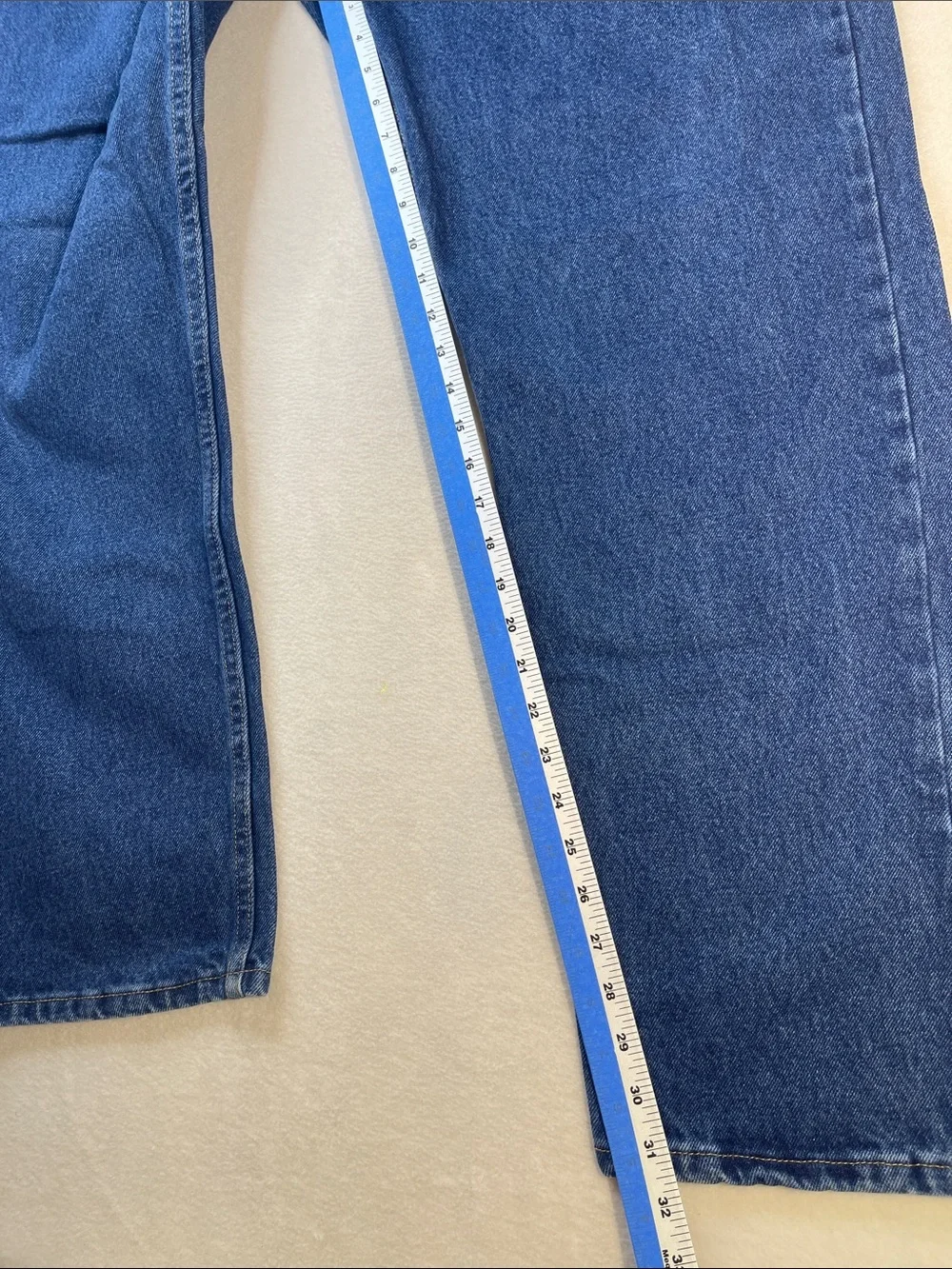 Magellan Outdoors Men's Blue DENIM  Straight-Leg Jeans SIZE 42/32